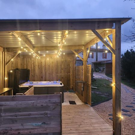 Petite Maison Mitoyenne Avec Terrasse Apartamento Saint-Julien-de-Concelles Exterior foto