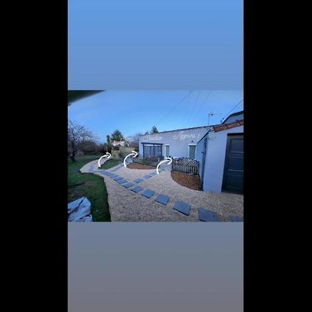 Petite Maison Mitoyenne Avec Terrasse Apartamento Saint-Julien-de-Concelles Exterior foto